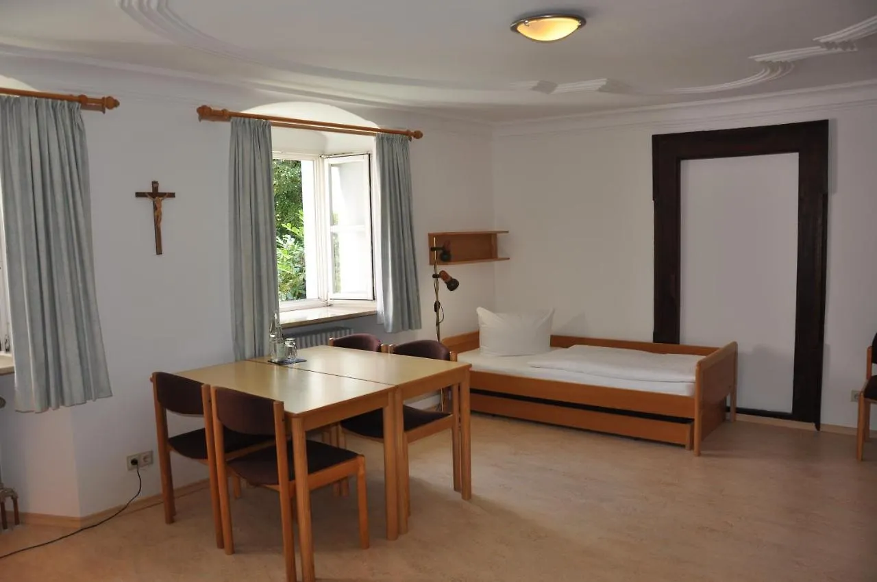 Gaestehaus Der Katholischen Akademie Regensburg Hotel