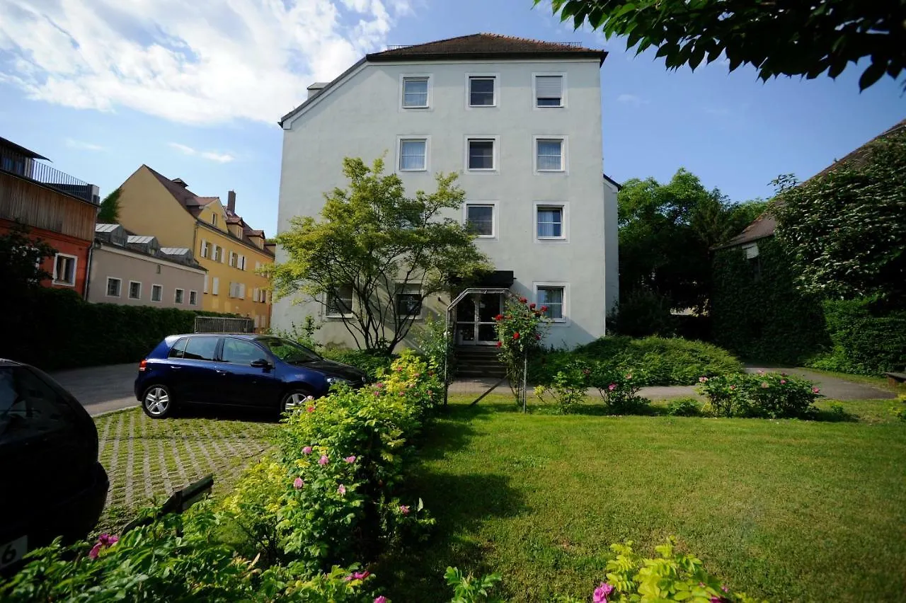 Gaestehaus Der Katholischen Akademie Regensburg Germany
